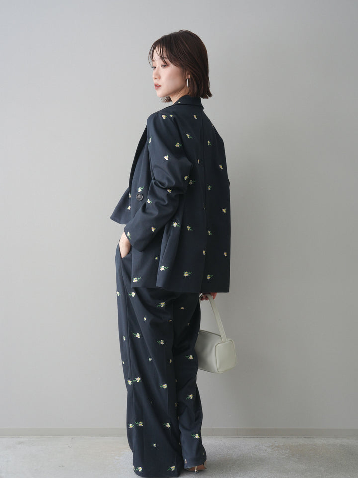 [予約]フラワー刺繍タックパンツ/navy
