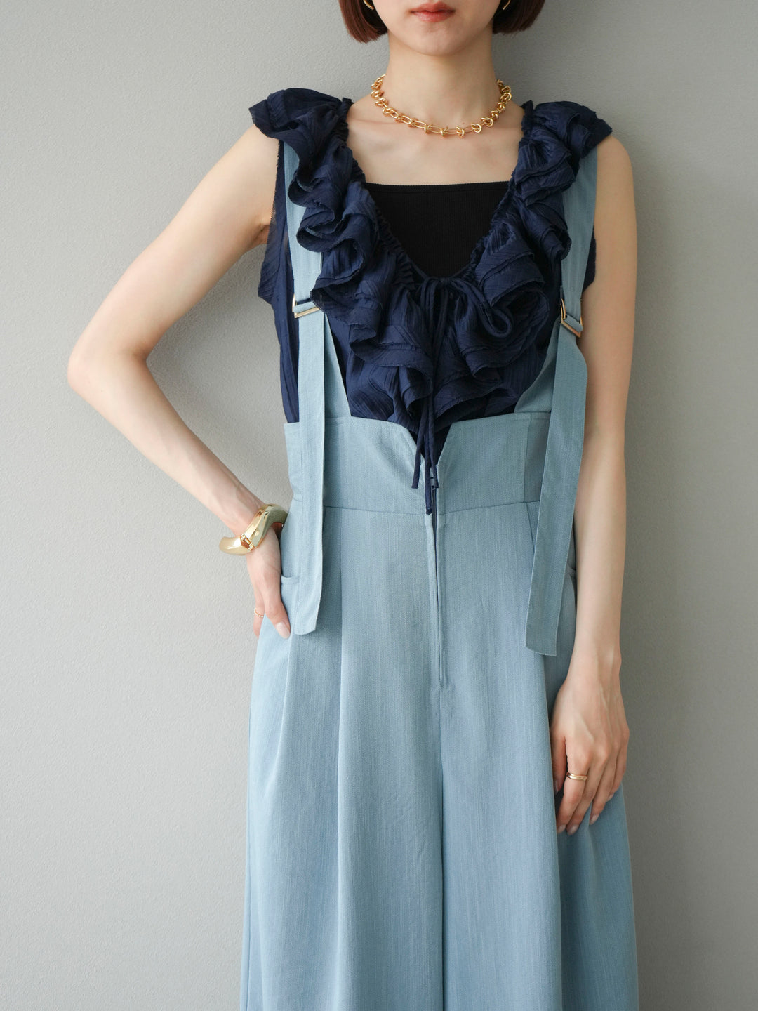 [予約]ワッシャーラッフルノースリーブブラウス/ネイビー