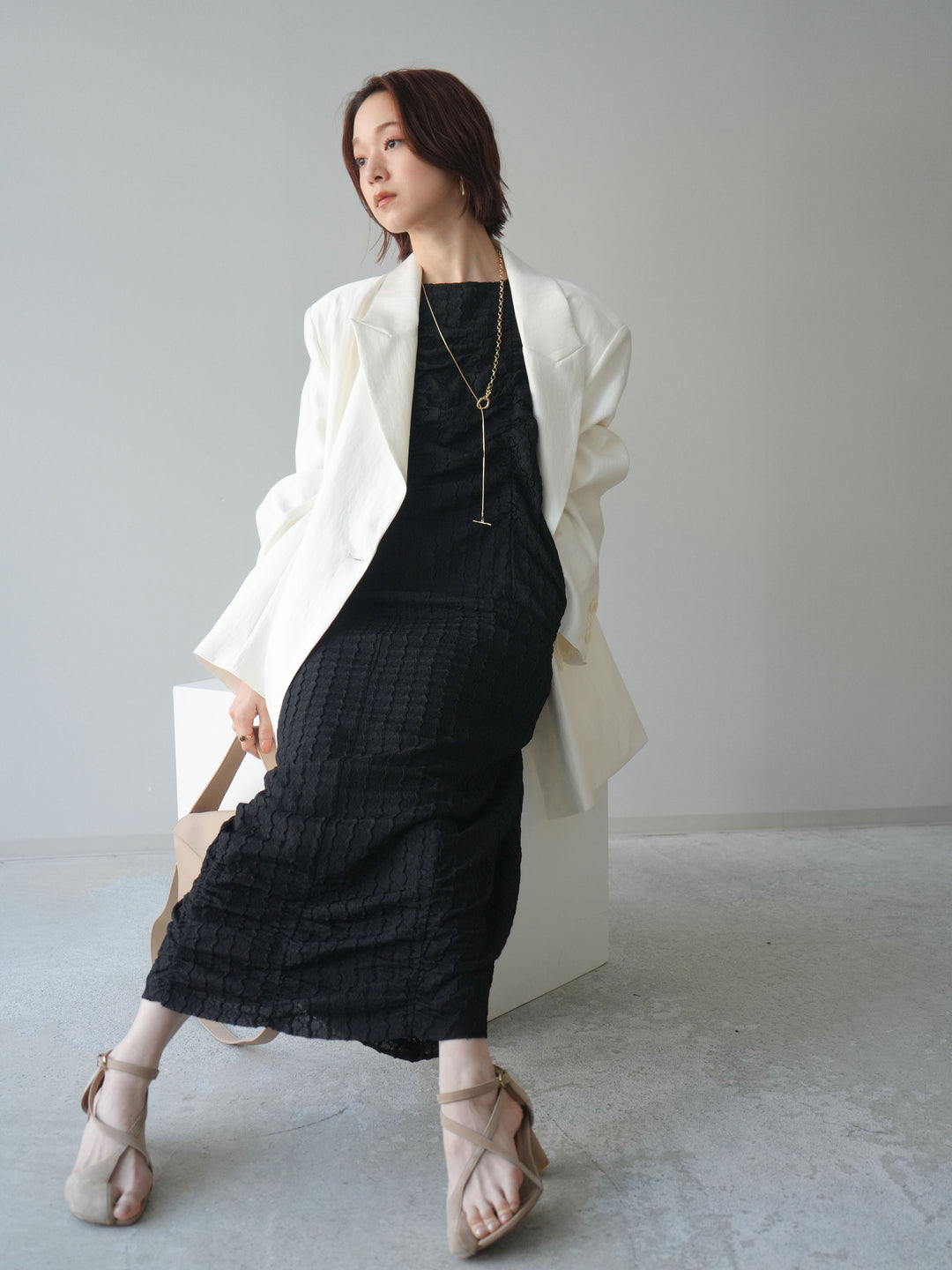 [SET]シャーリングジャガードノースリーブワンピース+エフォートレステイラードジャケット(2set)