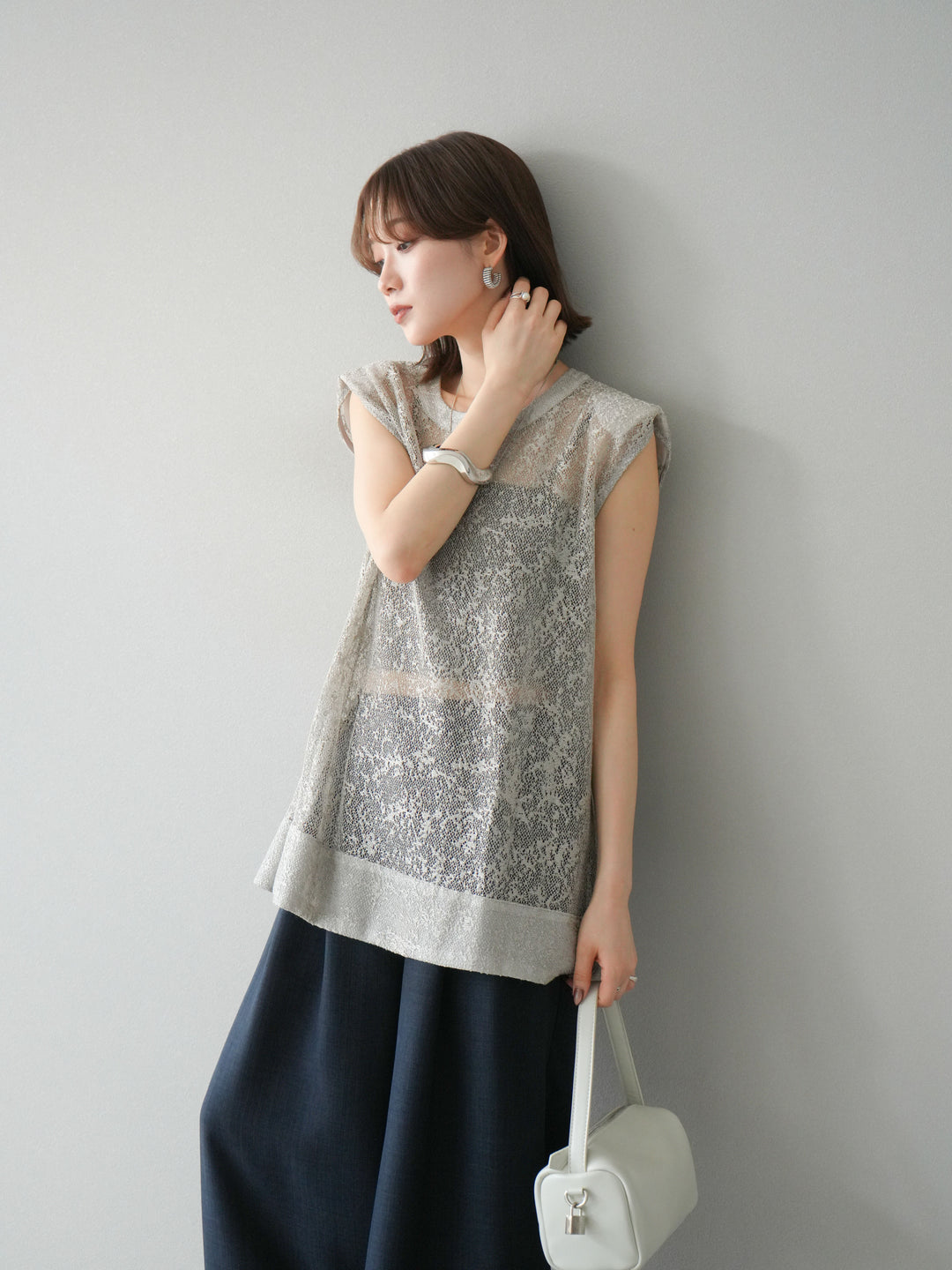 [予約]シャイニーレースプルオーバー/グレー