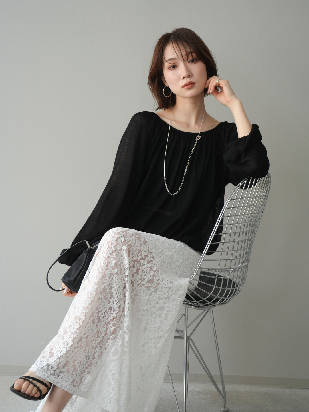 [予約]Uネックギャザーニットプルオーバー/black