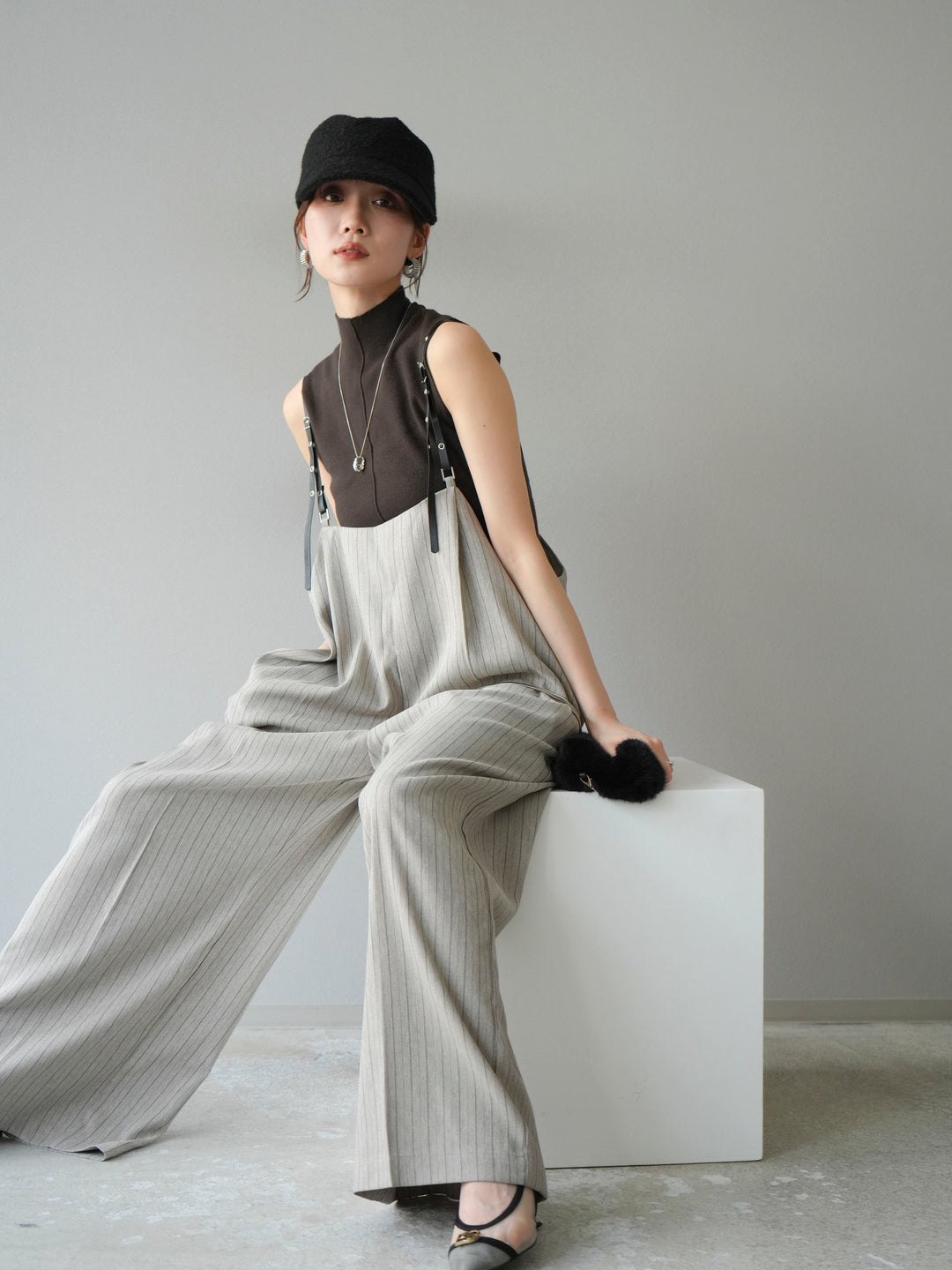 [予約]ヘリンボーンストライプサロペット/グレージュ