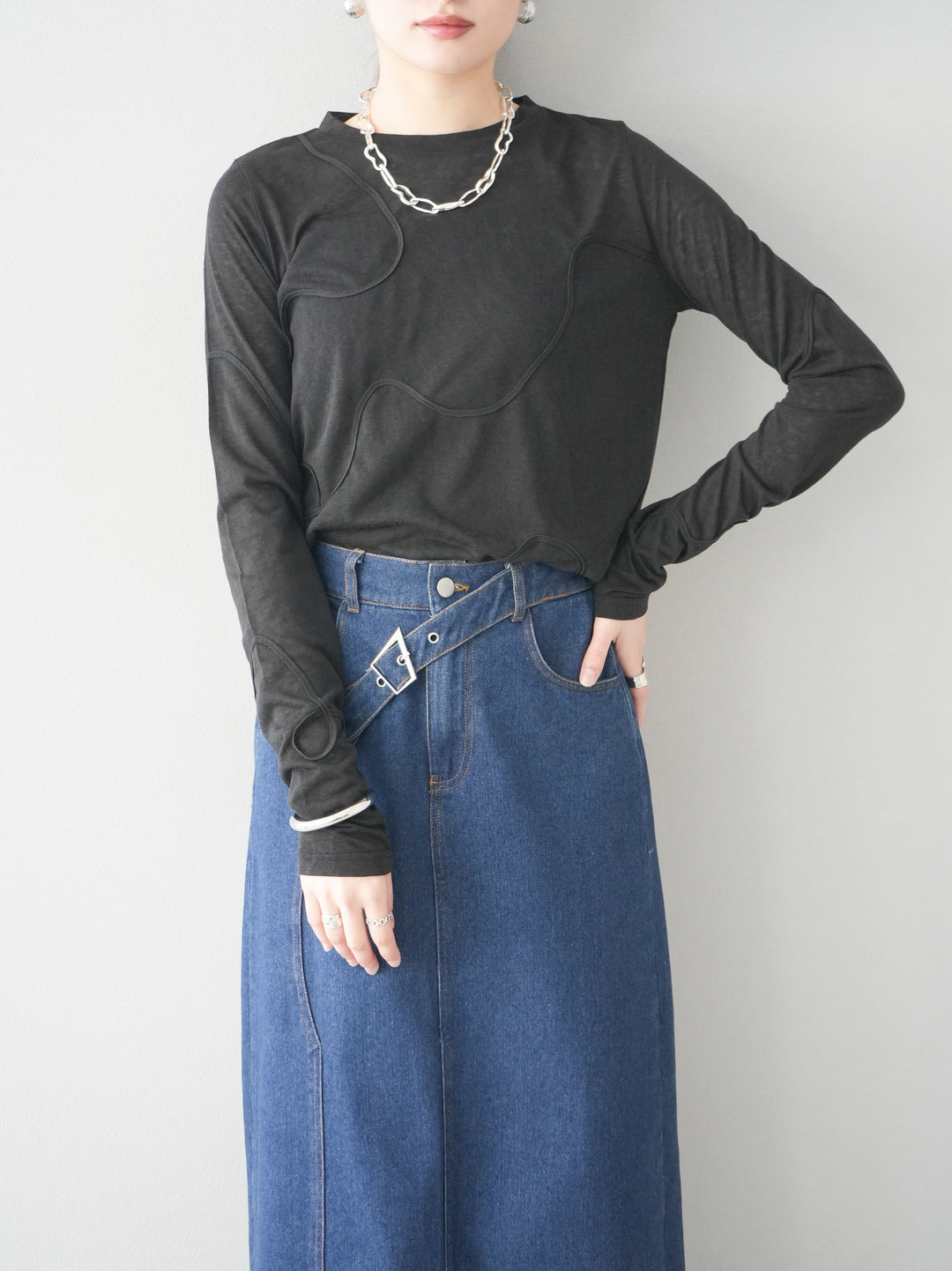 [預購] 繩繡透視長袖T卹 / 黑色