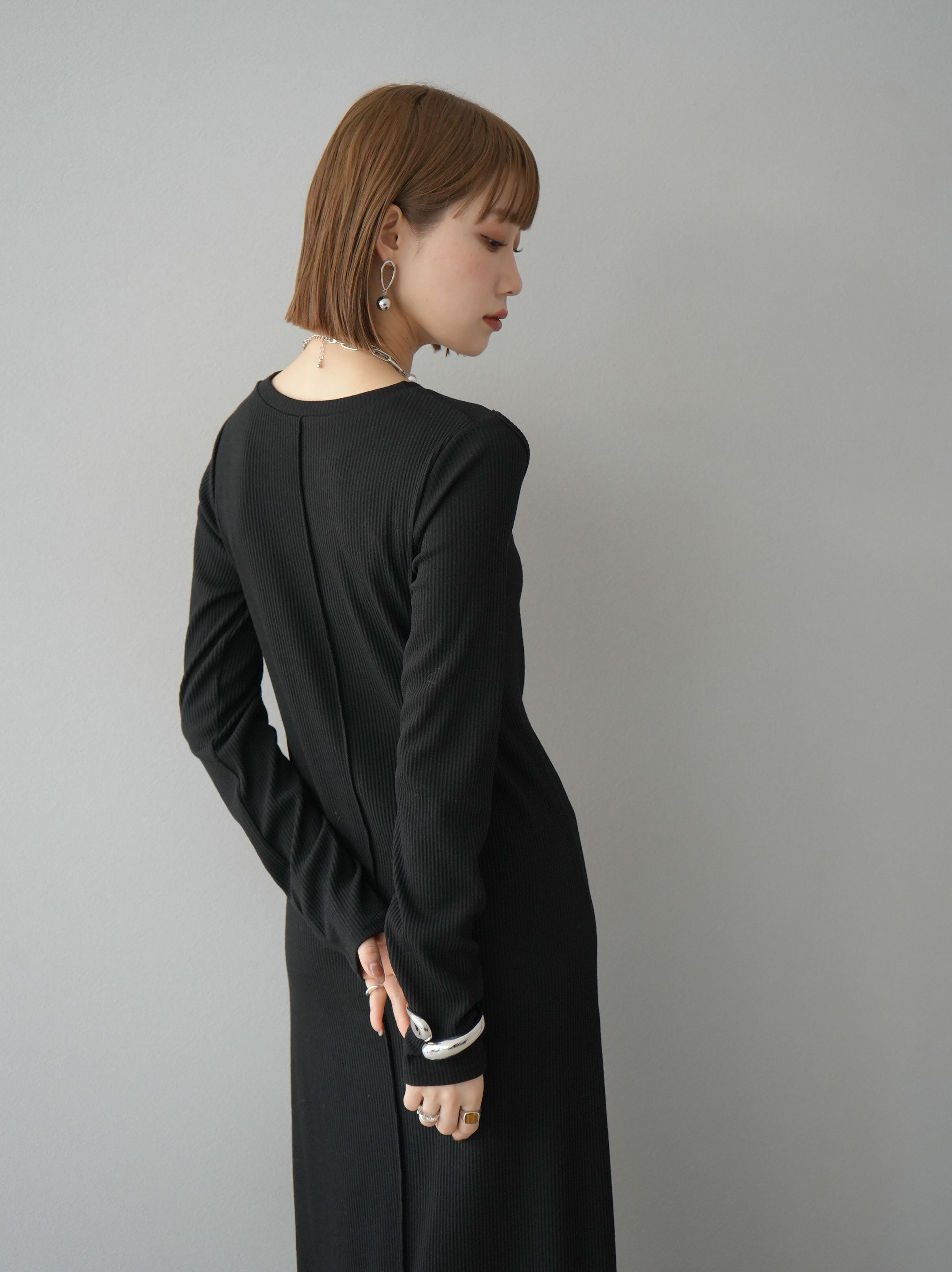 未使用　インゲボルグ　フォーマル　ロングワンピース　ウエストタック　黒　M 未使用 インゲボルグ フォーマル ロングワンピース ウエストタック 黒