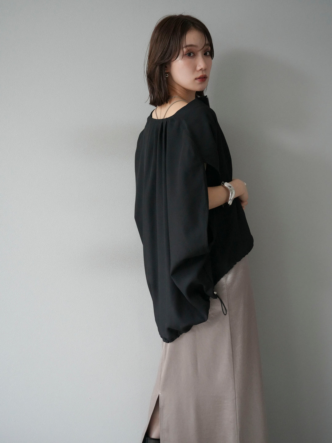 [予約]スリーブレスドロストZIPブルゾン/ブラック