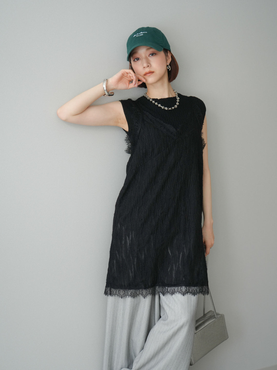 [予約]レース切替ジャガードニットロングキャミソール/black