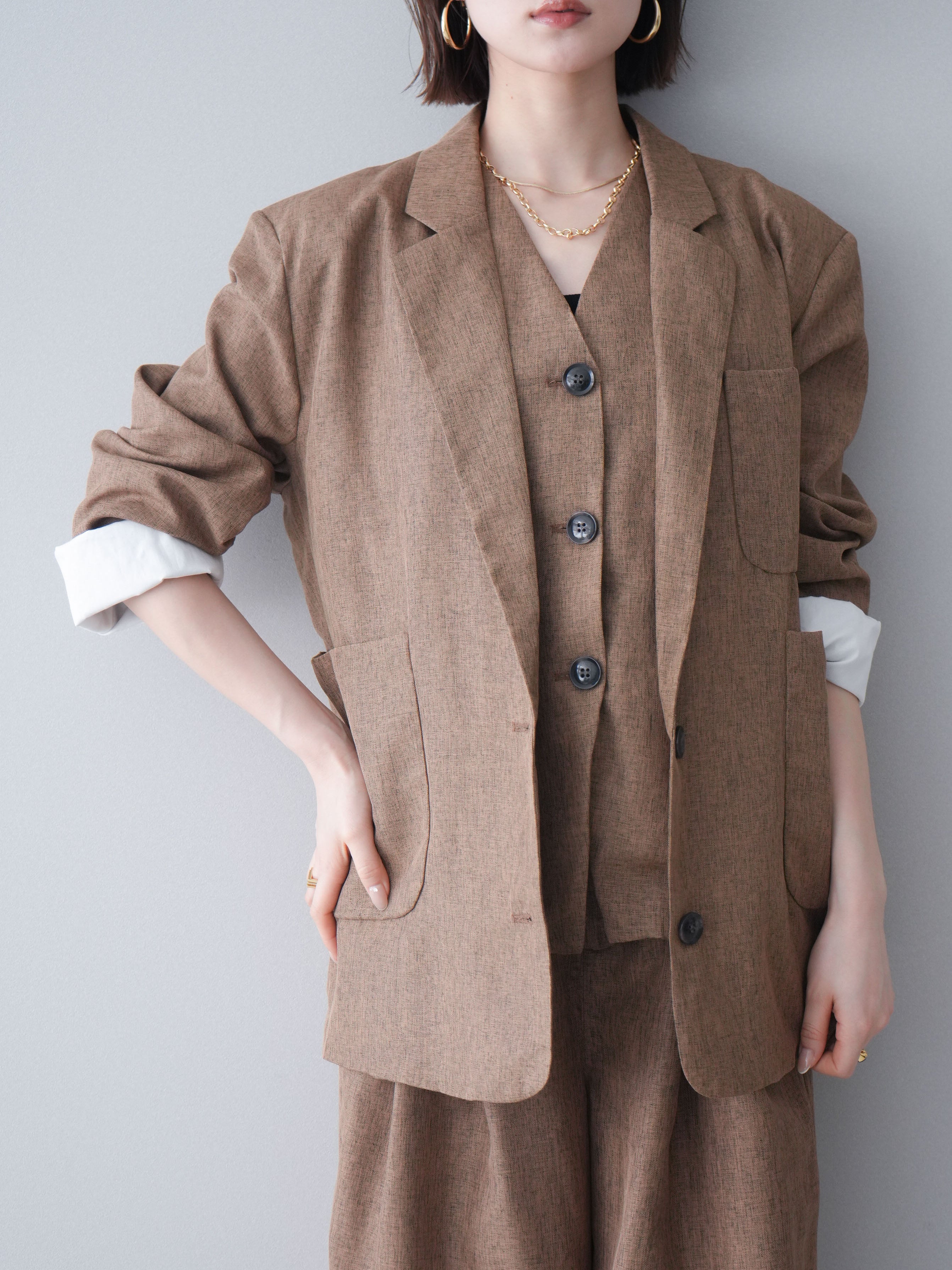 アウター – Lumier