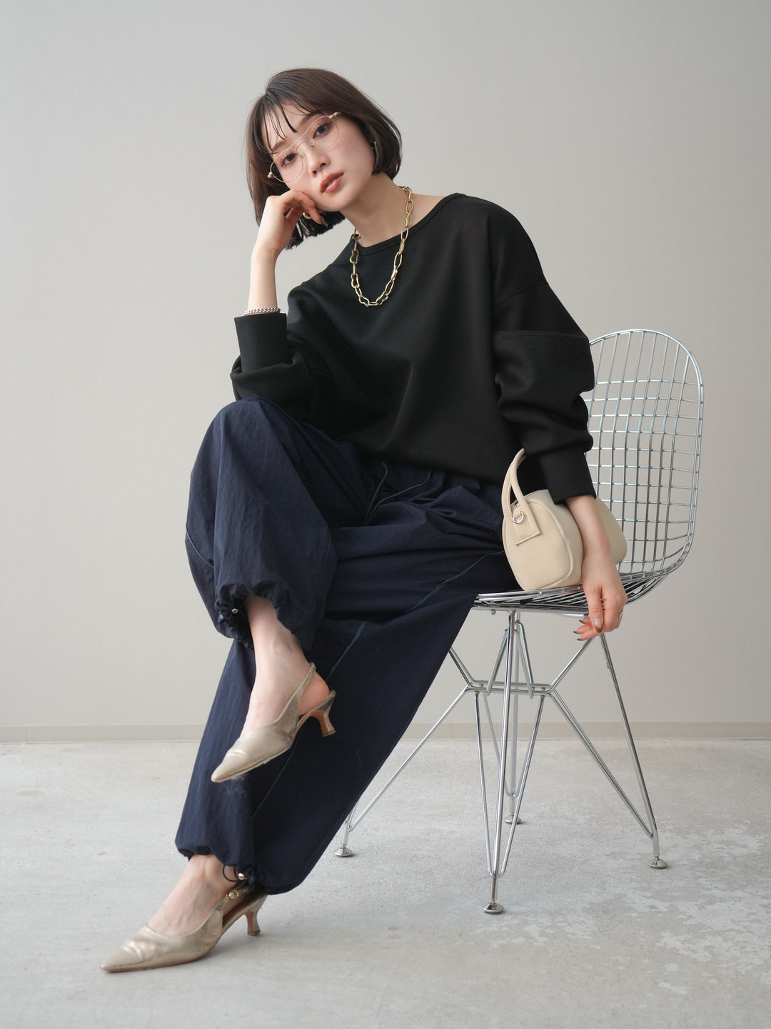 [予約]ライトポンチコクーンプルオーバー/black