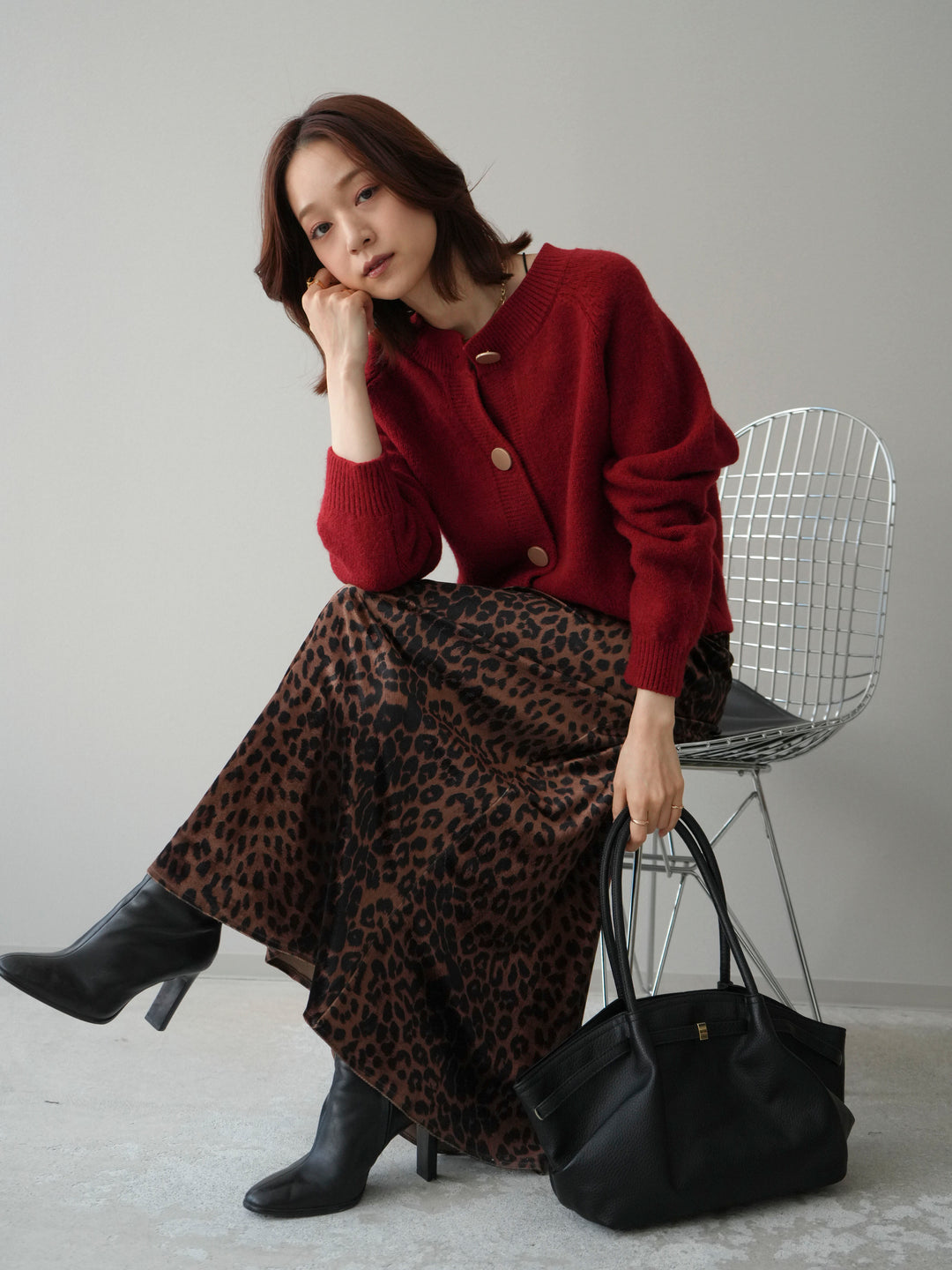 [SET]BIGボタンニットカーディガン+レオパードベロアナロースカート(2set)
