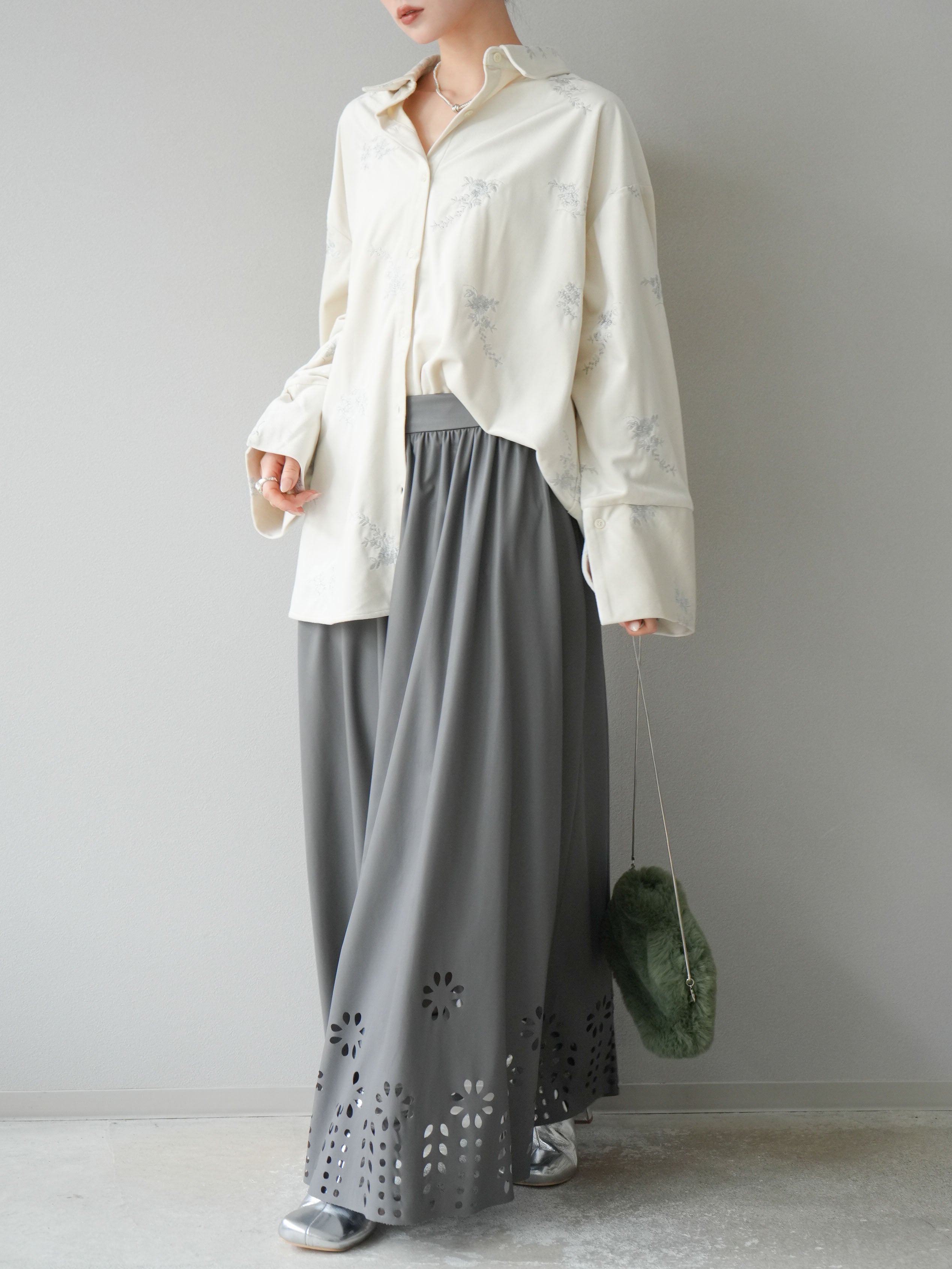 vaqutaux voyargeヴァクトーヴォヤージュ パンチングレースブラウス vaqutaux voyargeヴァクトーヴォヤージュ パンチングレース