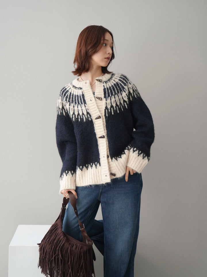 [SET]トグルボタン求心柄ニットカーディガン+裏起毛裾フリンジワイドデニムパンツ(2set)