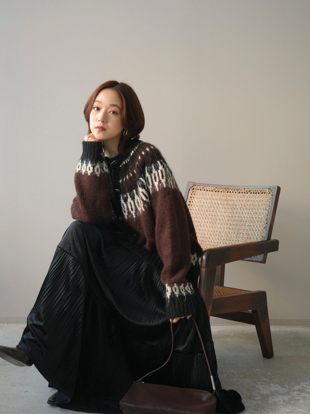 [予約]トグルボタン求心柄ニットカーディガン/brown