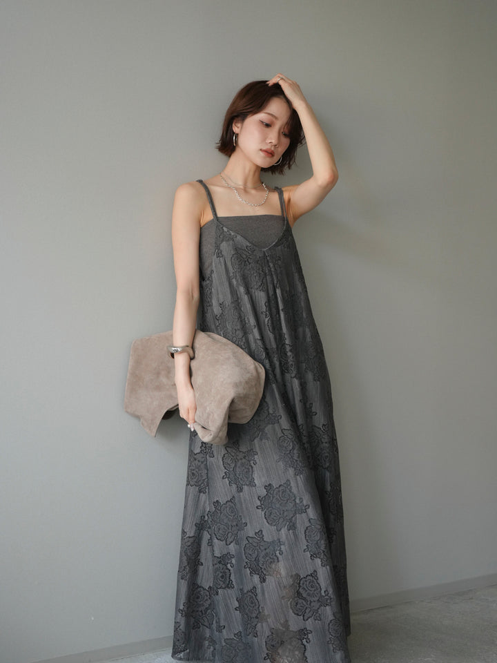 【預購】花朵蕾絲吊帶洋裝 / 灰色