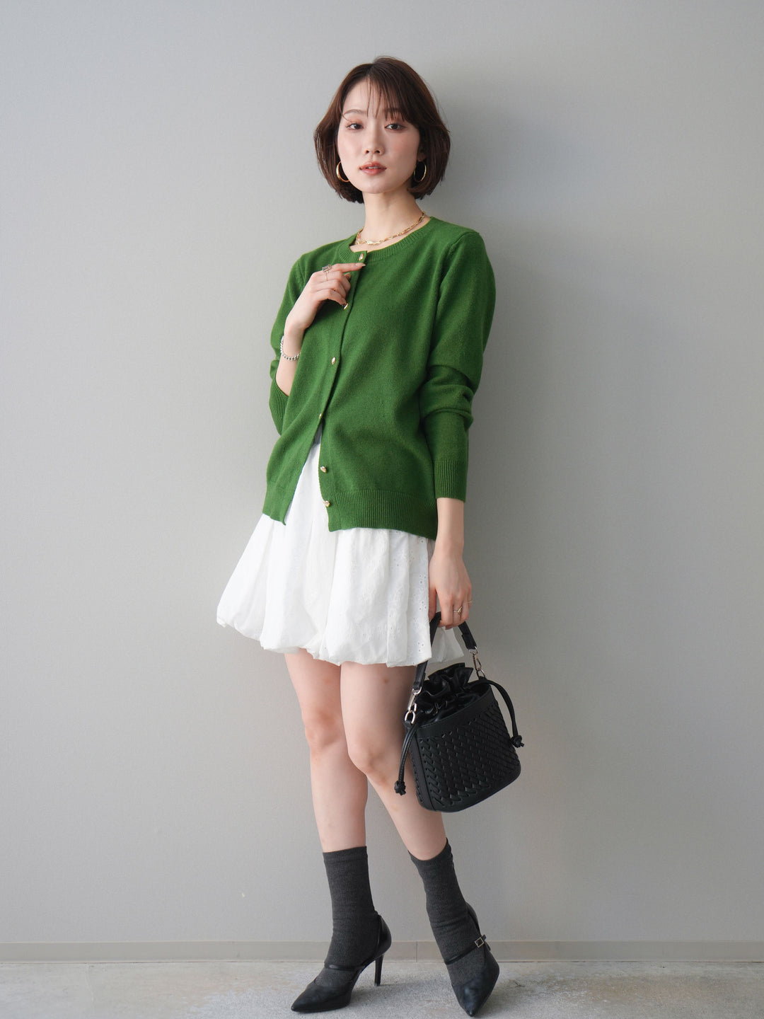 [SET]ハートボタンニットカーディガン+コットンライクレースバルーンミニスカート(2set)