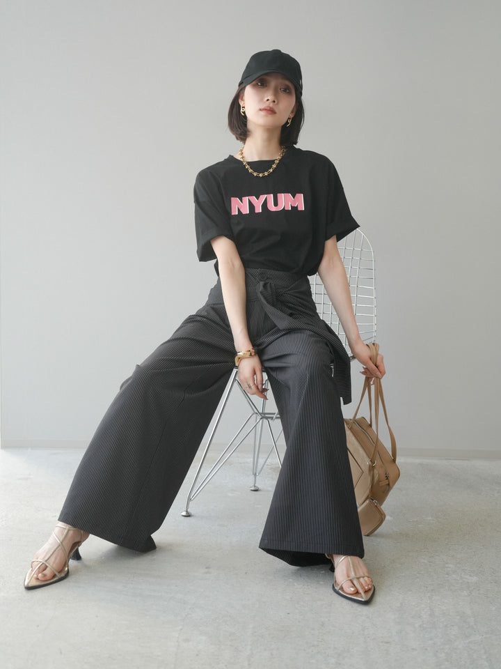 [預訂]“NYUM”標誌印花乾爽觸感棉質T卹/黑色