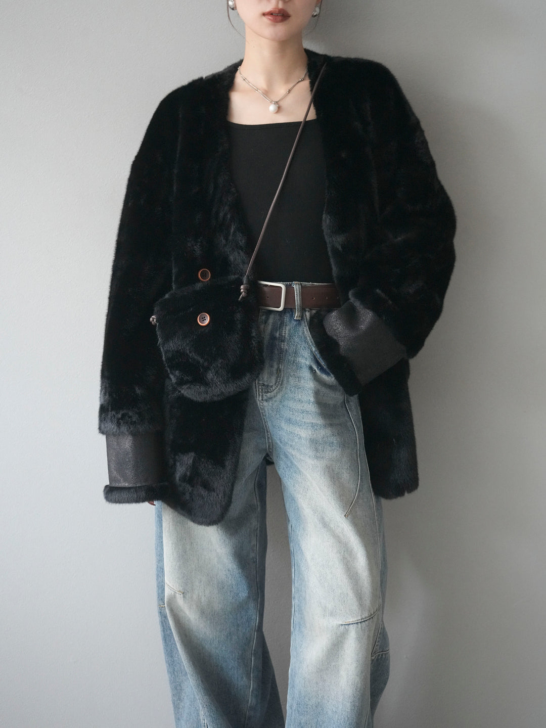 [SET]バッグ付エコファーノーカラーコート+ベルト付カーブデニムパンツ(2set)