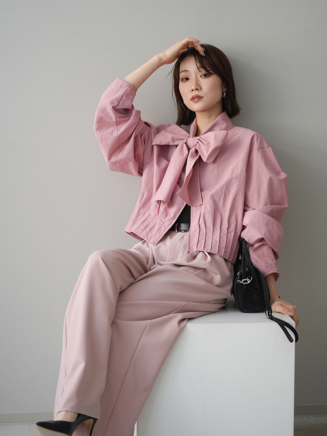 [SET]ボウタイ裾プリーツライトジャケット+選べるアクセセット(2set)