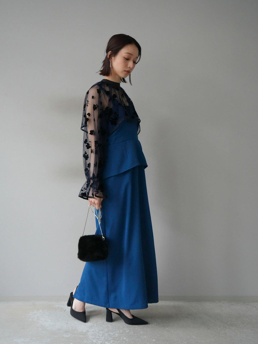 [予約]チュールフラワーフロッキーショートブラウス/ネイビー