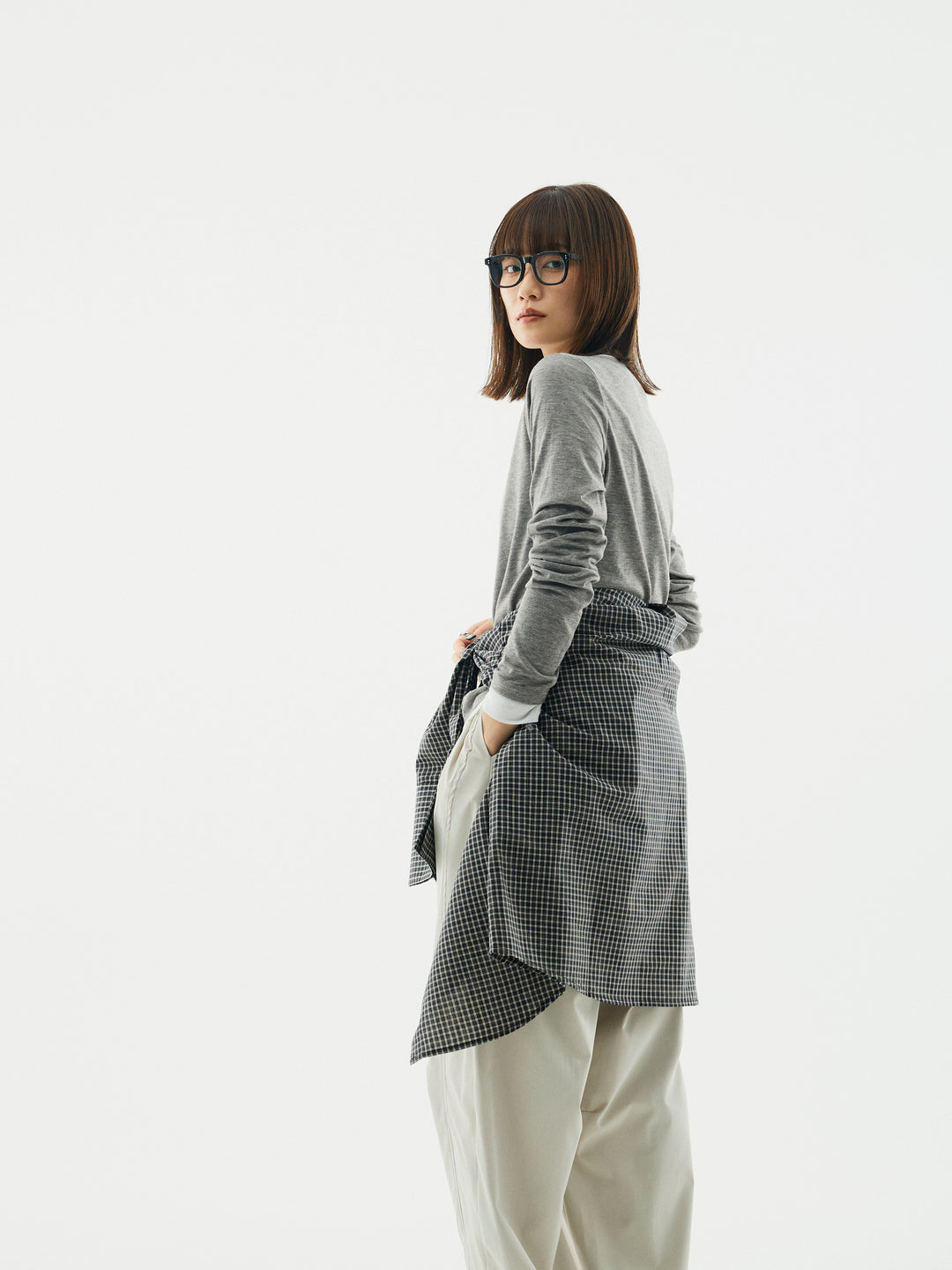 【Allure】[SET]配色レイヤードヘンリーネックトップス+タフタワイドカーブパンツ+チェックBIGカフスオーバーシャツ(3set)