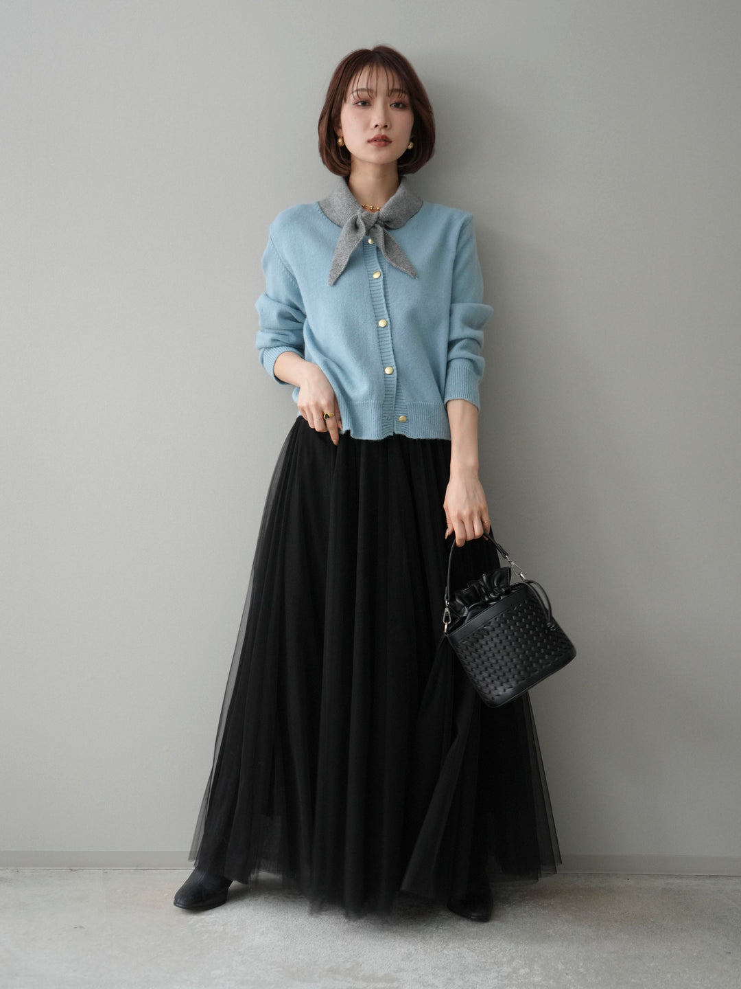 [予約]デザイン襟ニットカーディガン/blue