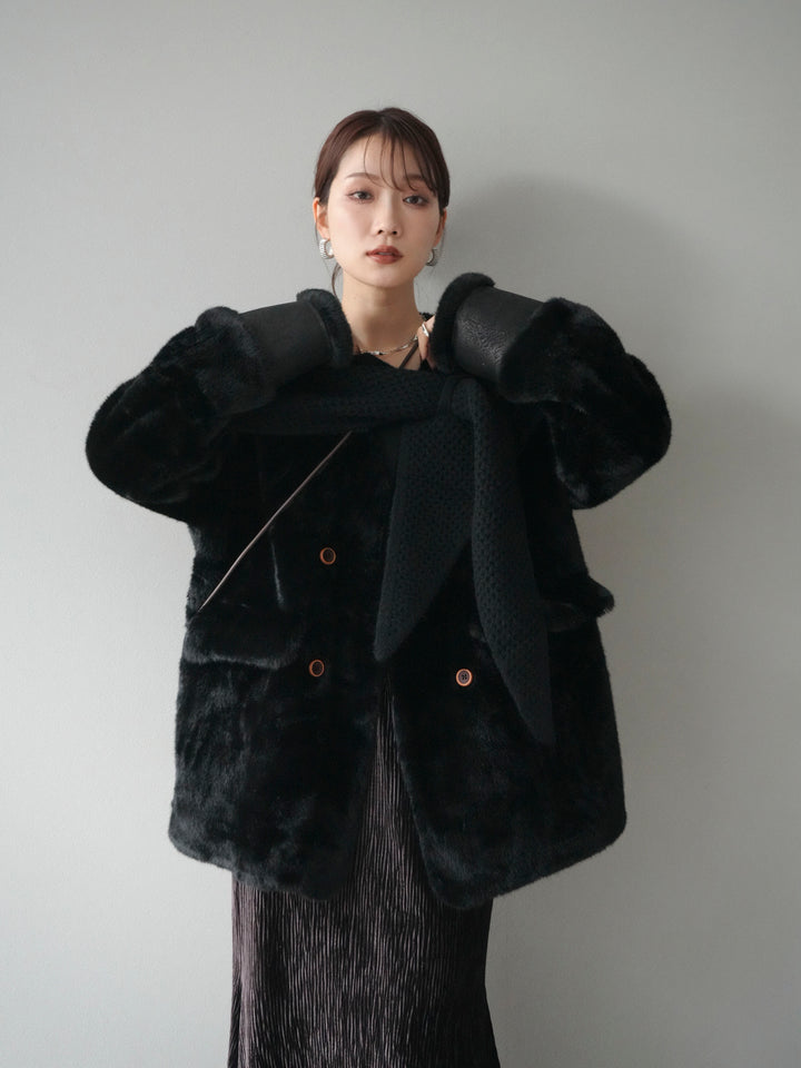 [予約]バッグ付エコファーノーカラーコート/black