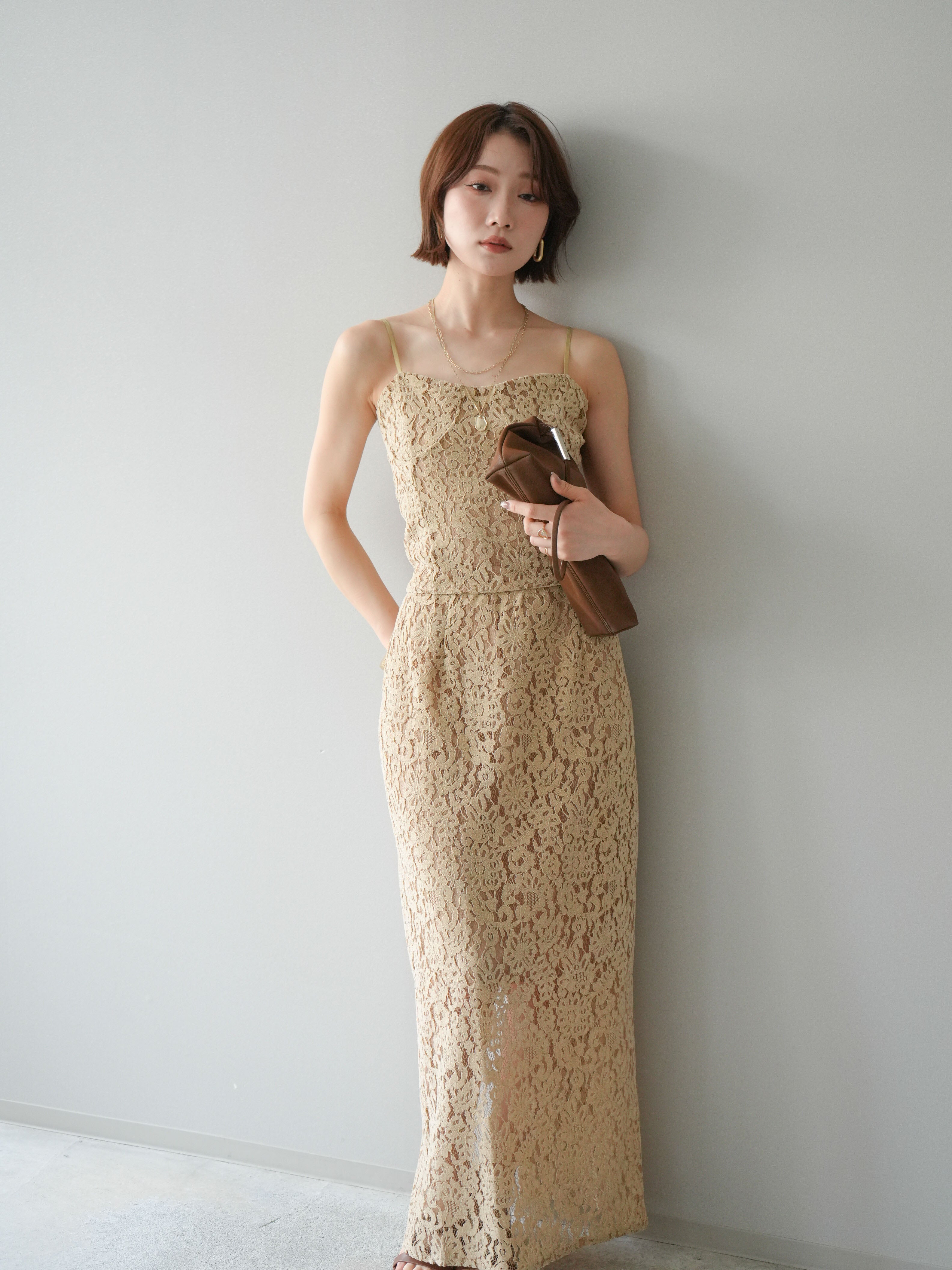 【新品未使用】lumier フルレースキャミ＆Iラインスカート SET]フルレースキャミ＆IラインスカートSET UP/beige – Lumier