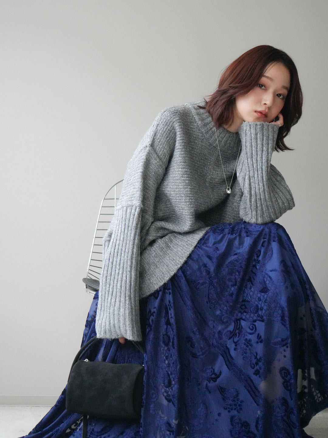 [SET]編み地切替ボトルネックニットプルオーバー+アンティーク柄フロッキーマキシスカート(2set)