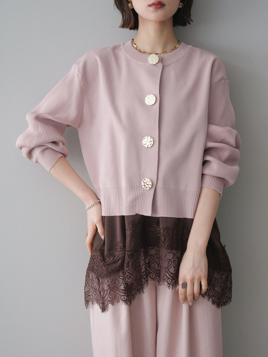 [SET]メタルボタンクルーネックニットカーディガン+選べるアクセセット(2set)