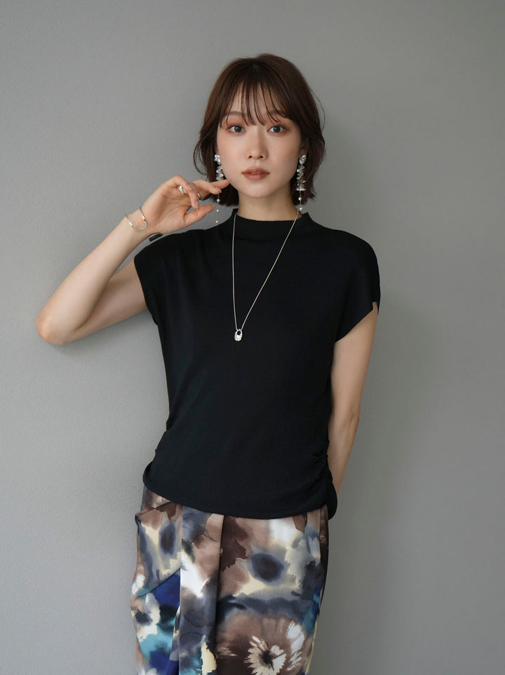 [Pre-order] Petite Neck Side Shirring Summer Knit Top/Black