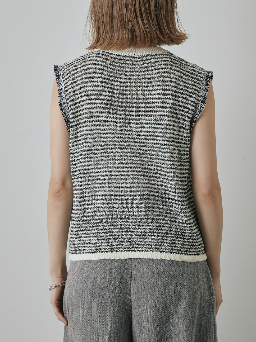 [予約]ボーダー袖フリンジニットベスト/オフ