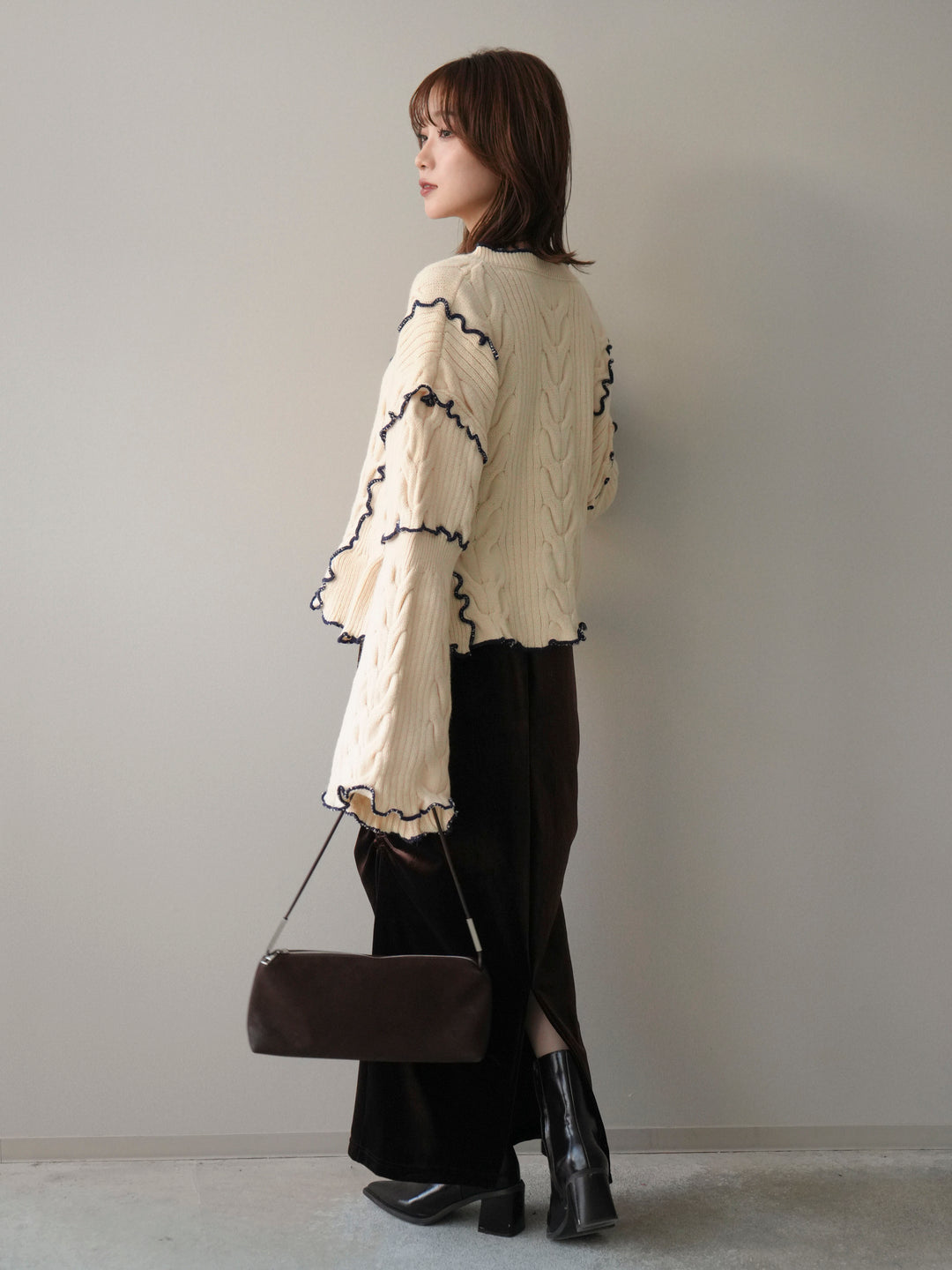 [SET]フロントリボン配色メローニットカーディガン+ギャザーベロアスカート(2set)