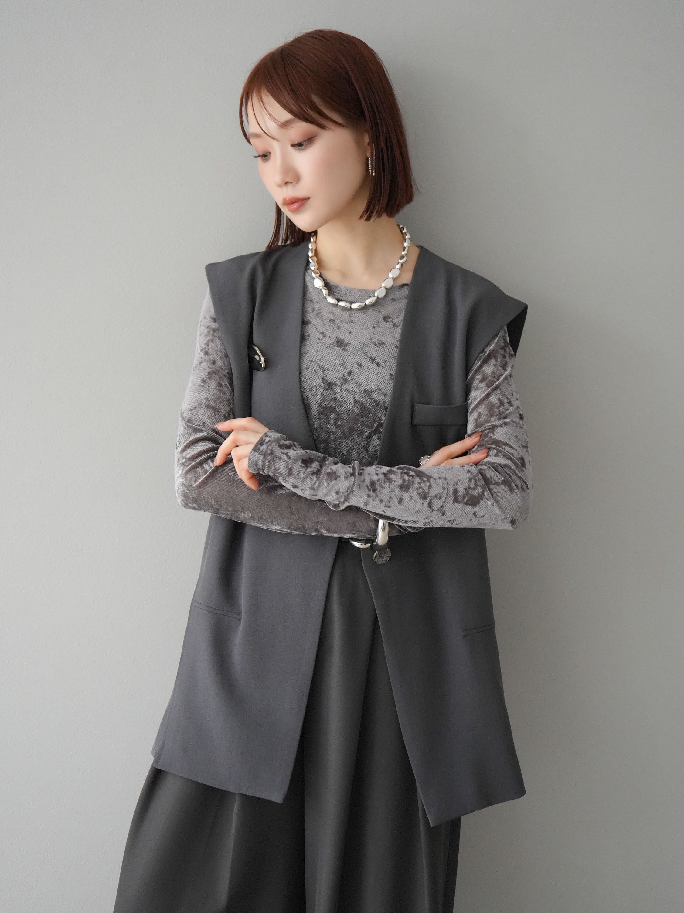 レア！ GILET (ジレ) 　リメイクジャケット ヴィンテージ  グレー レア！ GILET (ジレ) リメイクジャケット ヴィンテージ グレー