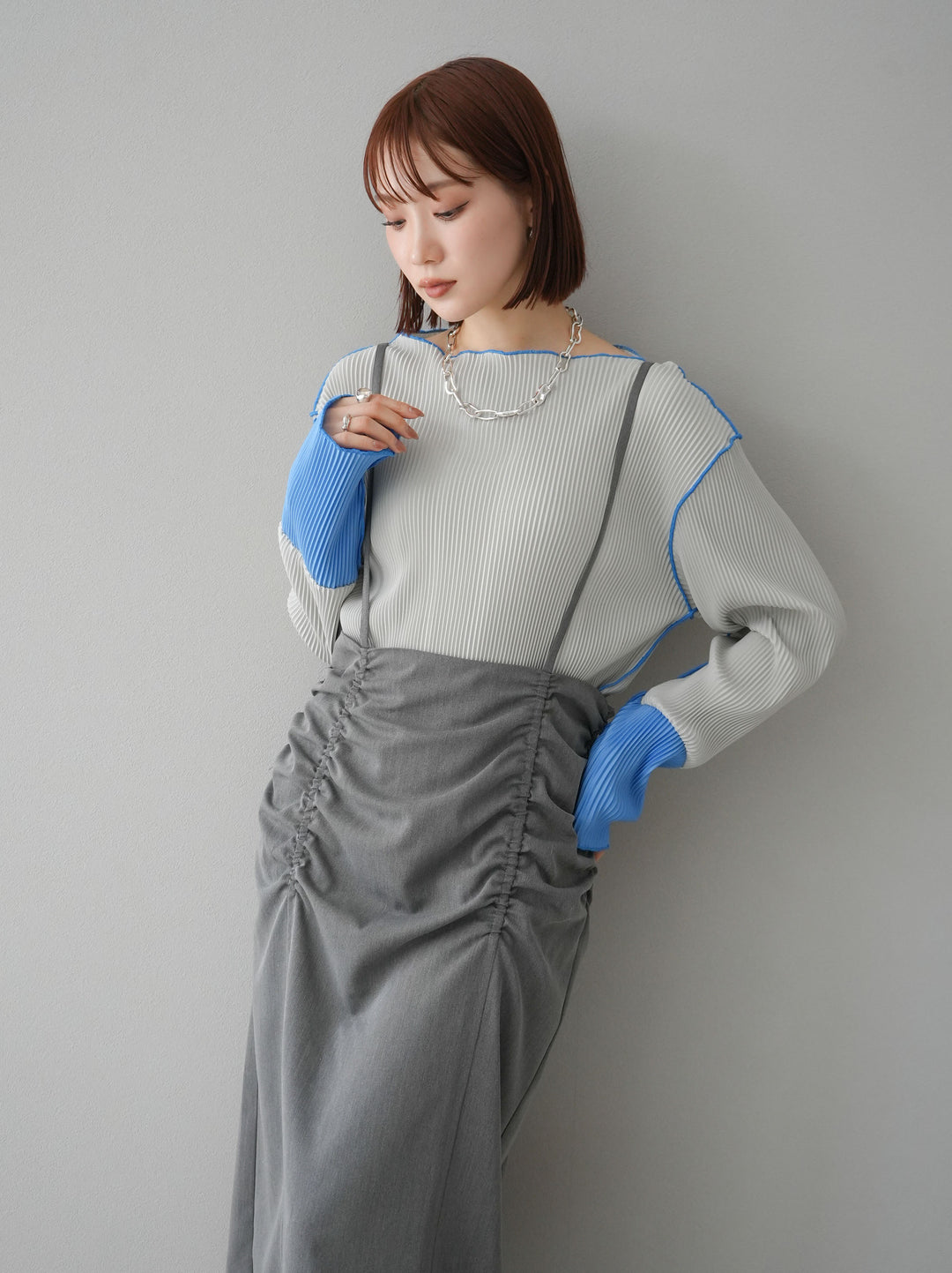 【預購】褶皺吊帶裙/炭灰