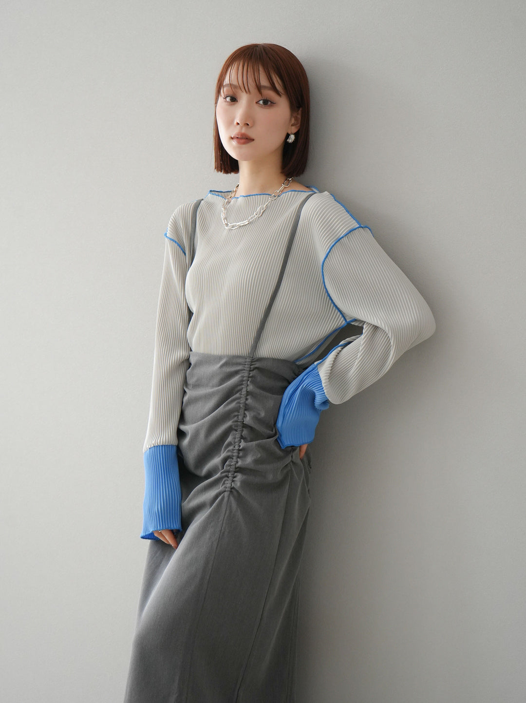 【預購】褶皺吊帶裙/炭灰