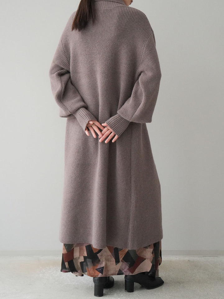 [予約]ハイネックニットロングカーディガン/モカ