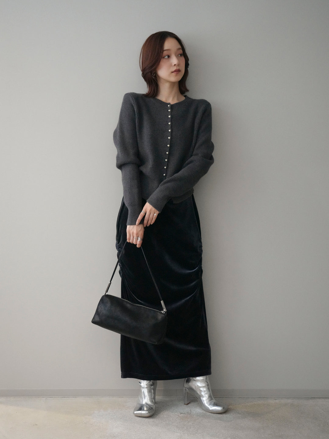 [SET]シルバーボタン畦編みニットカーディガン+ギャザーベロアスカート(2set)