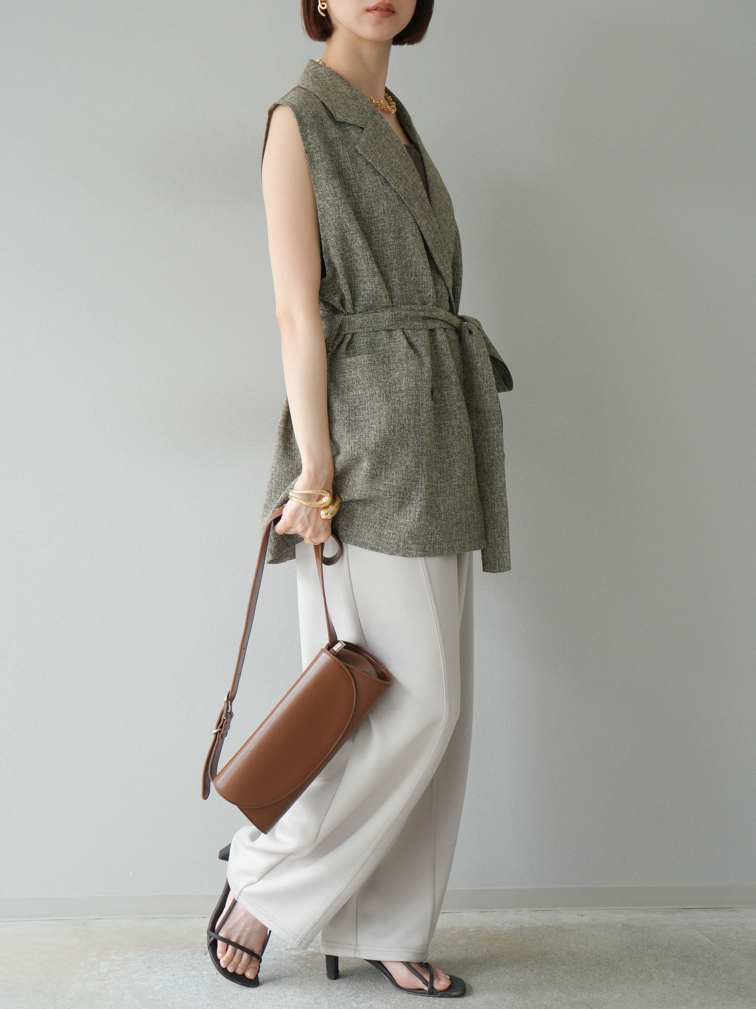 予約]ライトポンチカーブパンツ/エクリュ – Lumier