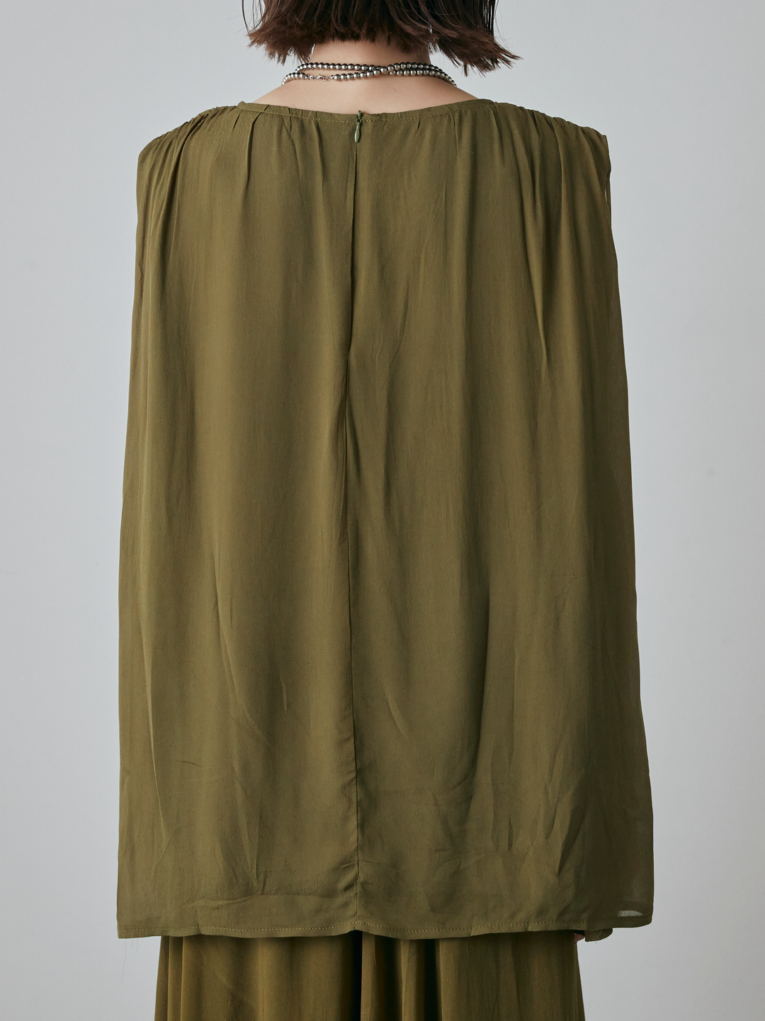 [預購] 透視褶肩襯衫/綠色