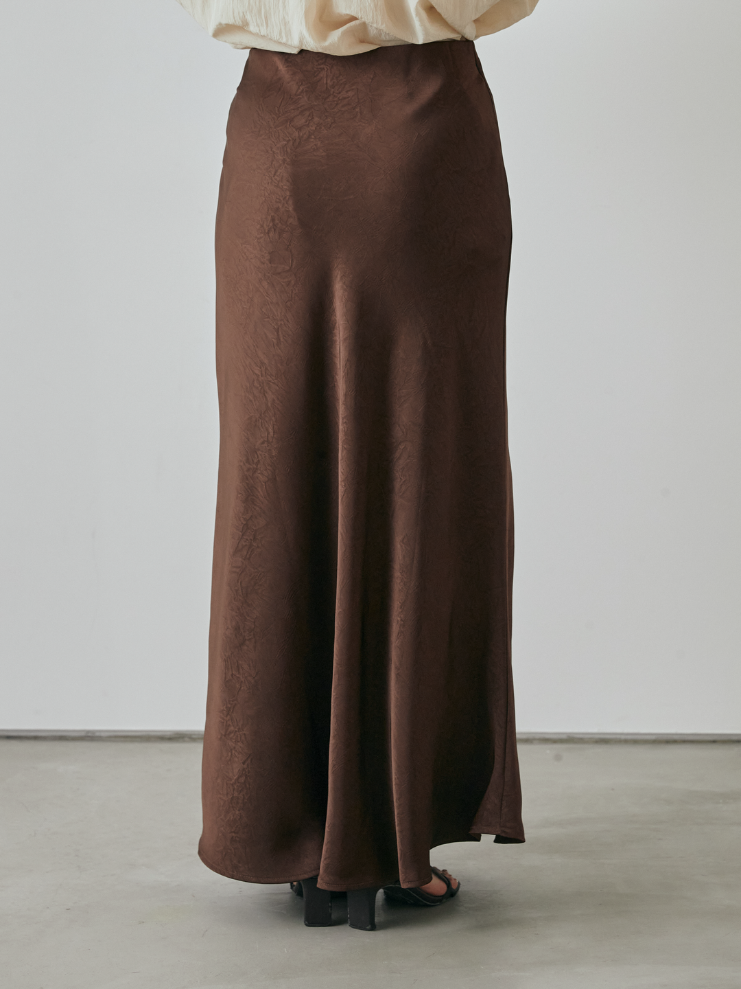 [予約]サテンワッシャーナロースカート/ブラウン