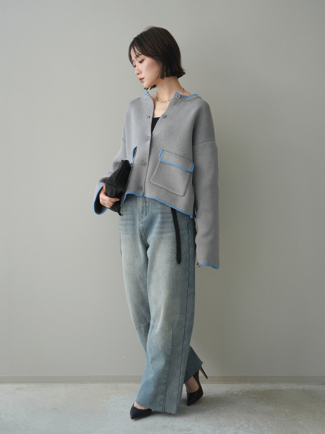 [SET]ポリエステル配色ニットカーディガン+裏起毛カットオフカーブデニムパンツ(2set)