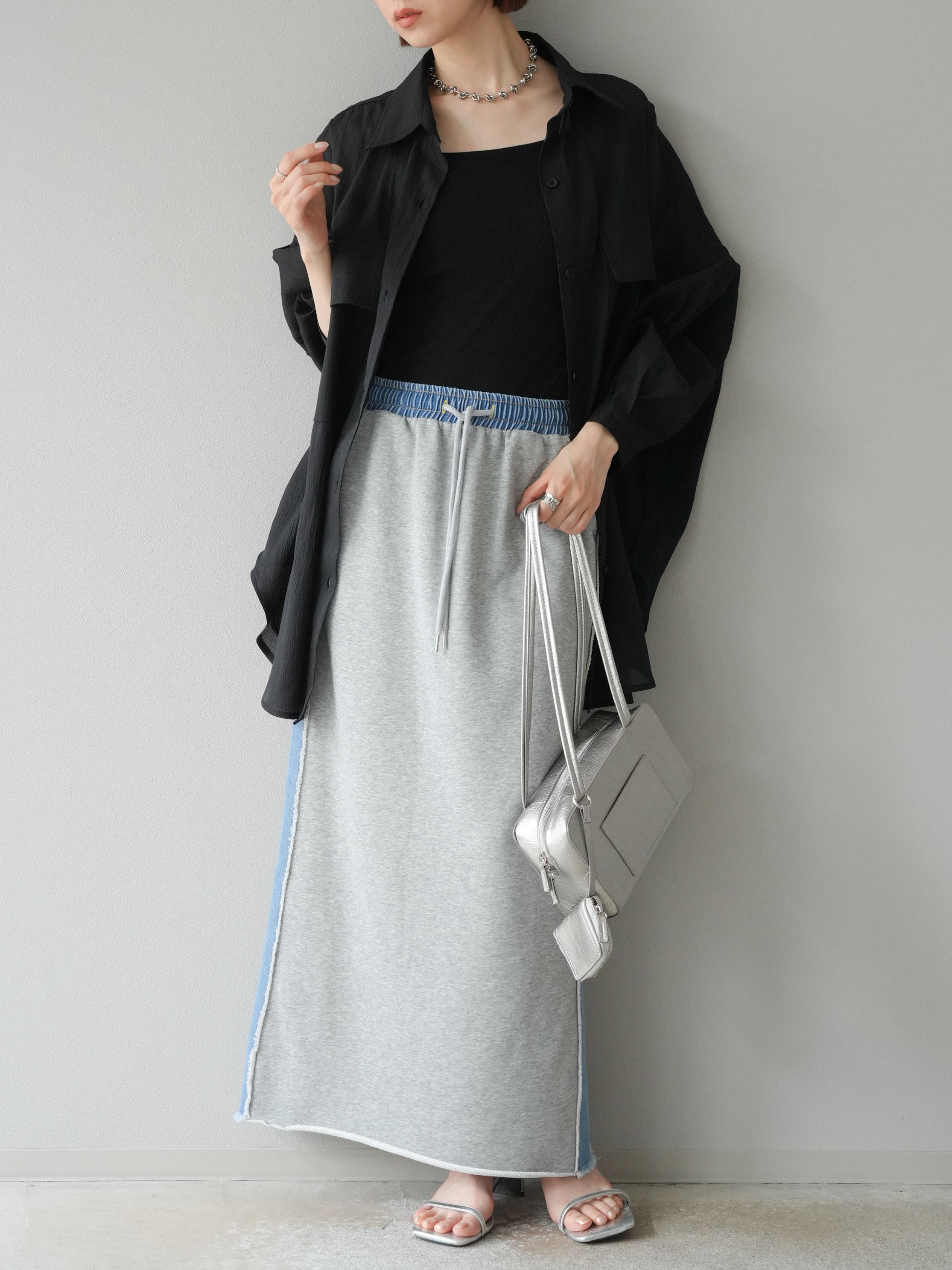 予約]デニムドッキングスウェットスカート/グレー – Lumier