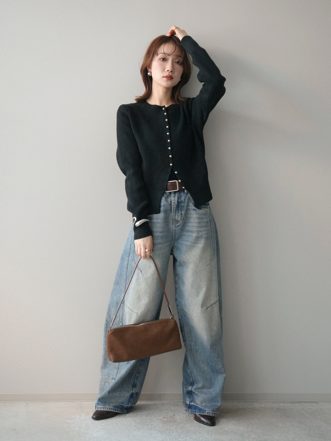 [SET]シルバーボタン畦編みニットカーディガン+ベルト付カーブデニムパンツ(2set)