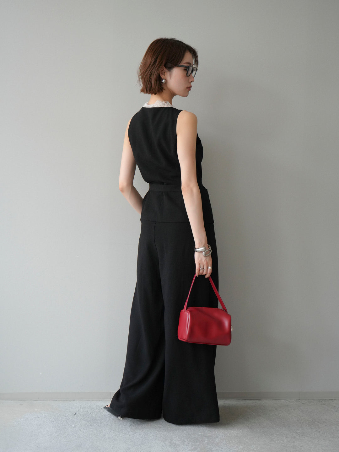 【套裝】蕾絲邊背心和垂褶褲套裝（2 套）