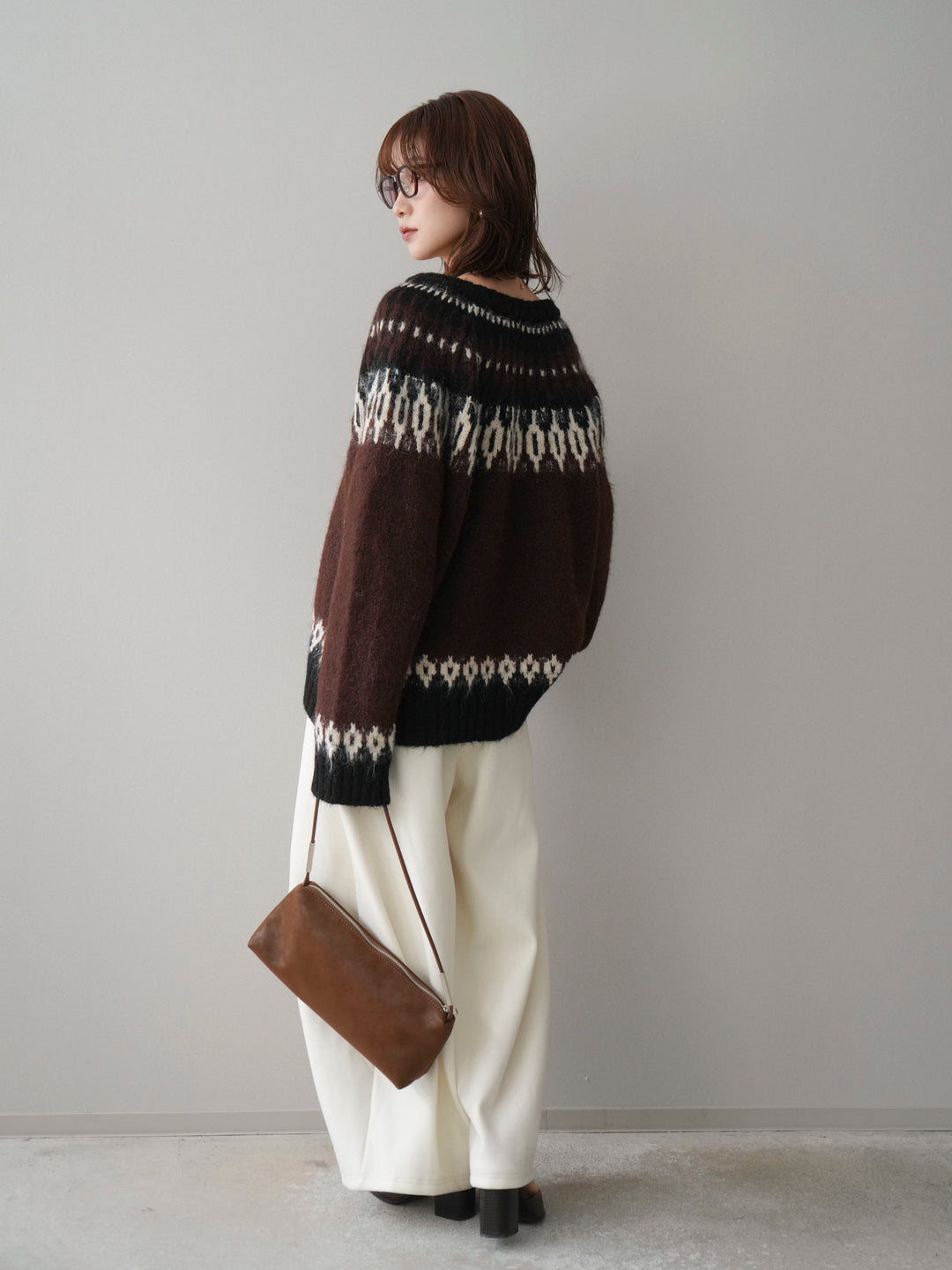 [SET]トグルボタン求心柄ニットカーディガン+ウエストベルトカーブラインスエットパンツ(2set)