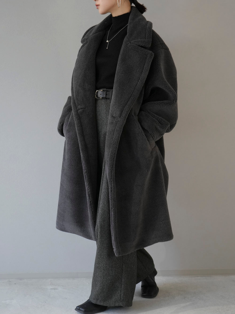 [Pre-order] Boa Middle Coat/Charcoal