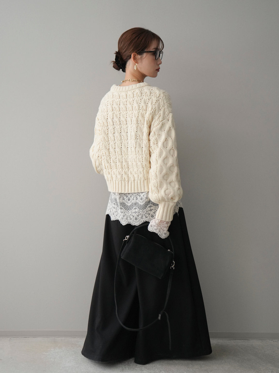 [SET]バルキーケーブルクロップドニットプルオーバー+テープベルトタックバギーパンツ(2set)