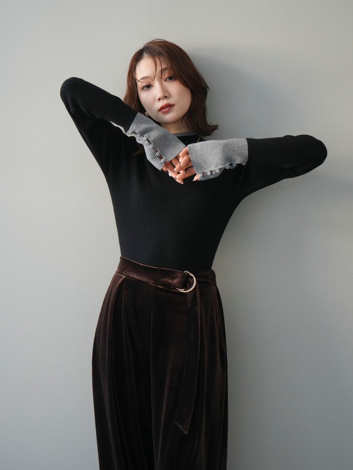 [予約]袖ボタンハイネック配色リブニットトップス/black