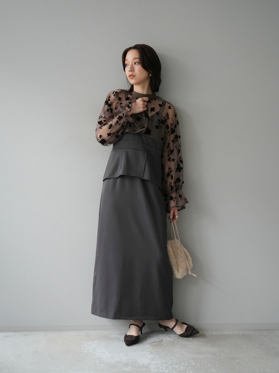 [予約]チュールフラワーフロッキーショートブラウス/ブラウン