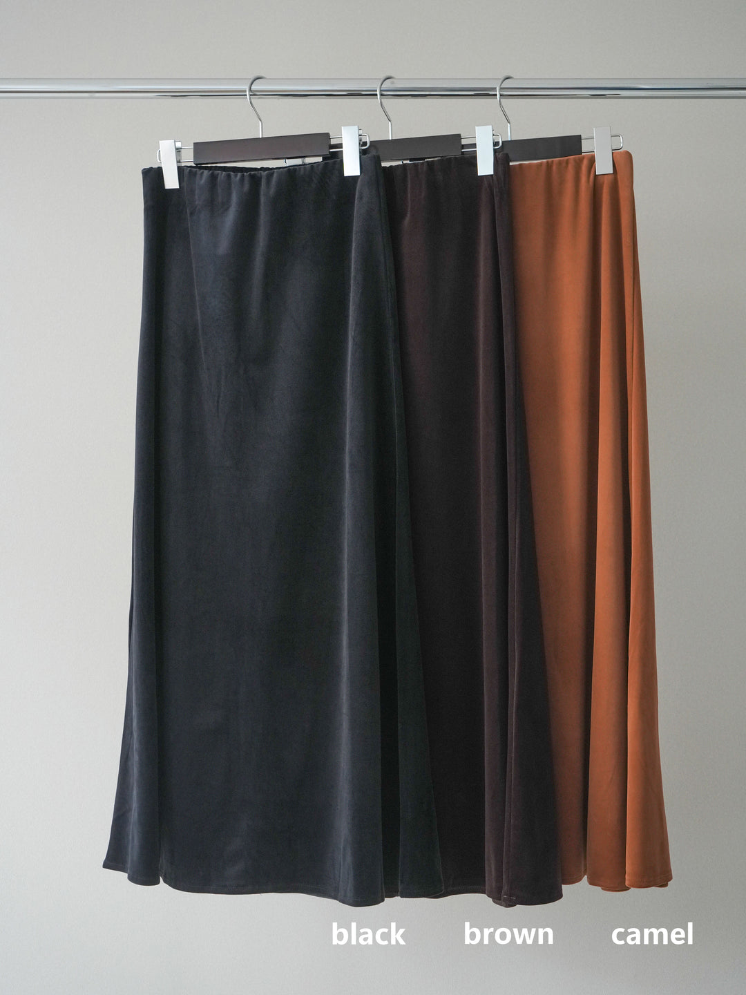 [SET]バラクラバSETニットプルオーバー+ベルベットナロースカート(2set)