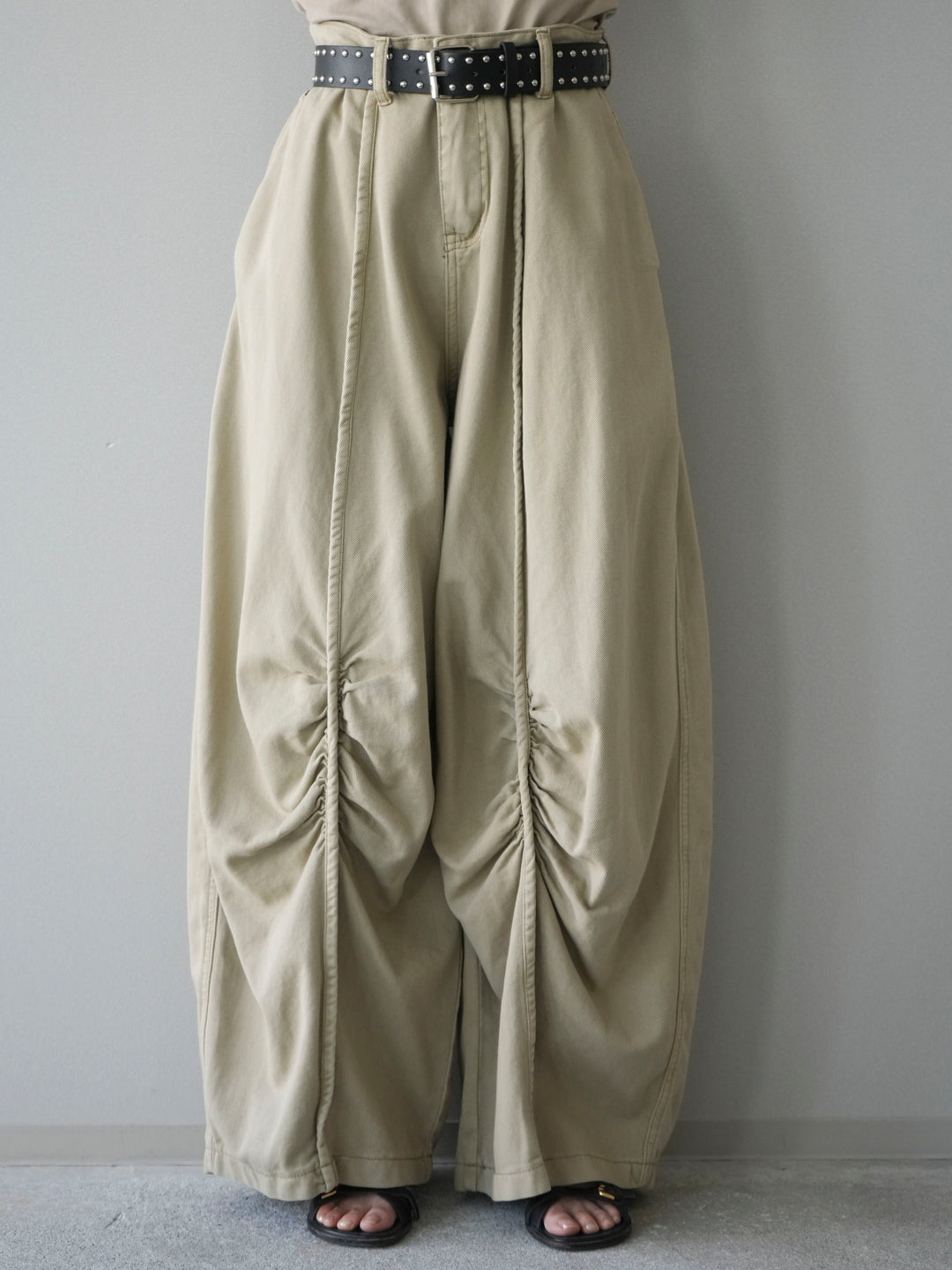 [予約]ベルト付センターギャザーワイドパンツ/beige